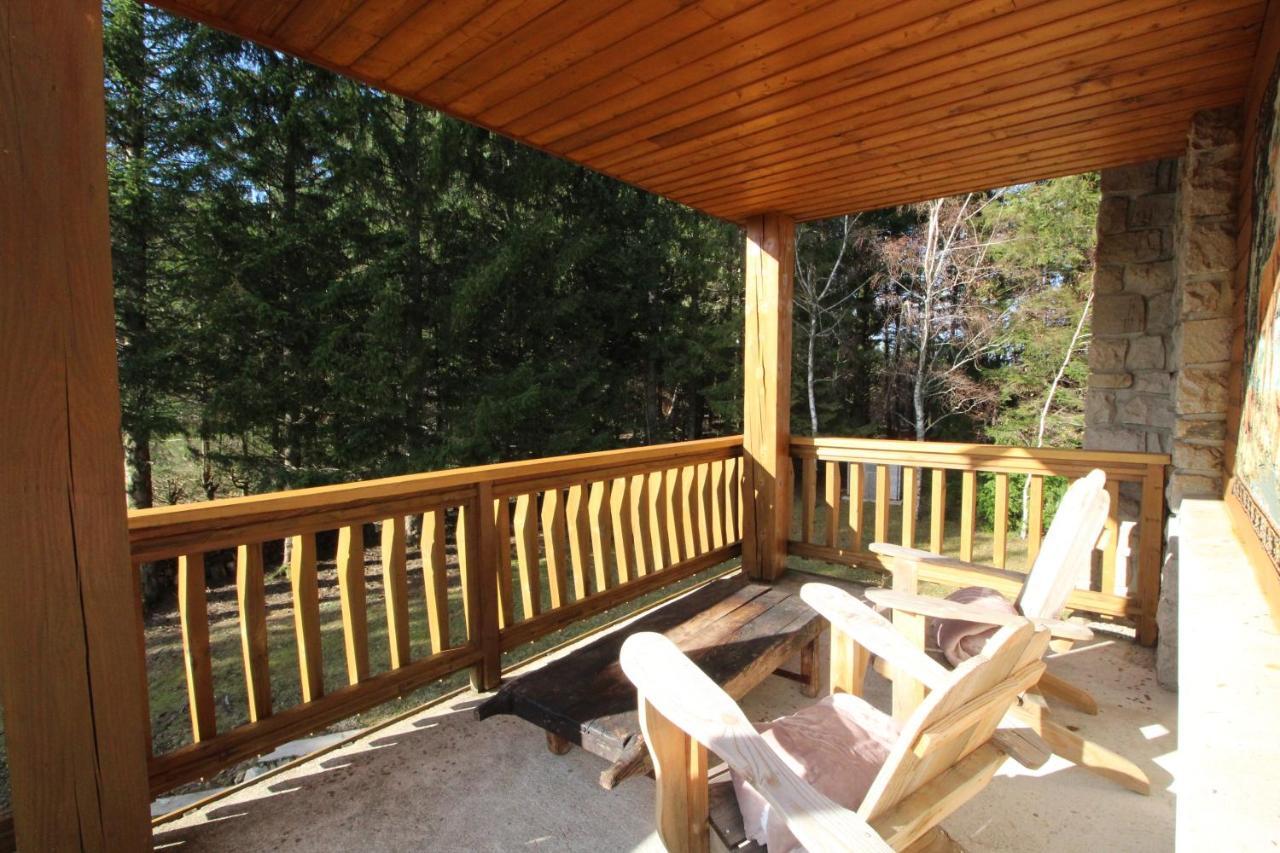 Le Chalet 07 Saint-Agrève Extérieur photo